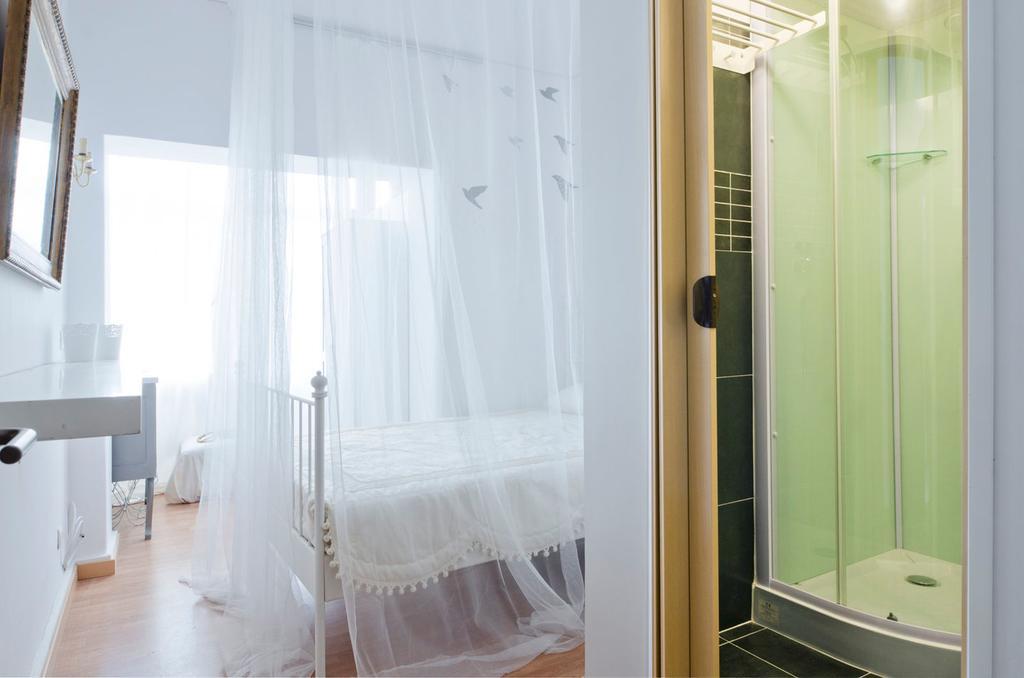Legend Loft Hostel *